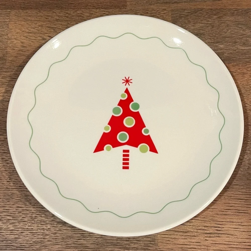 Crate and Barrel Christmas Tree Cocktail Plates Set of 4